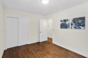 3933 Edgewood Ave N, Crystal, MN 55427 - Photo 9