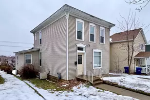 320 W 7th St, Red Wing, MN 55066 - Photo 1