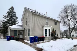 402 W 7th St, Red Wing, MN 55066 - Photo 1