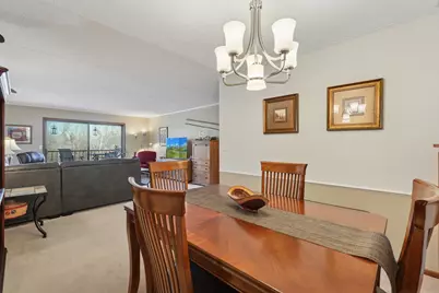 2445 Londin Lane E #212, Maplewood, MN 55119 - Photo 7