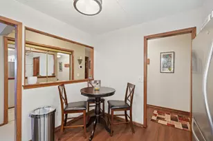 2445 Londin Ln E, Maplewood, MN 55119 - Photo 9