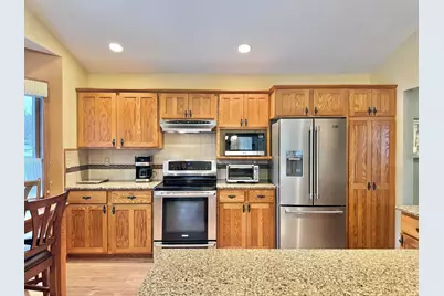 1894 Cherry Street, Red Wing, MN 55066 - Photo 3