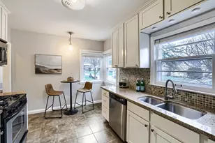 2960 Zarthan Ave S, Saint Louis Park, MN 55416 - Photo 13