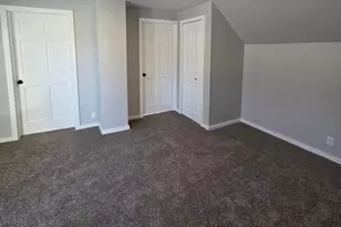 213 2nd St SW, Chisholm, MN 55719 - Photo 5