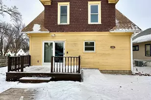 402 E 4th St, Albert Lea, MN 56007 - Photo 9