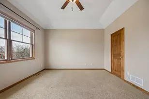 922 Ramsey St, Hastings, MN 55033 - Photo 35