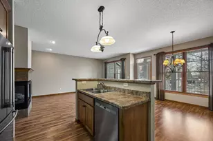 922 Ramsey St, Hastings, MN 55033 - Photo 19