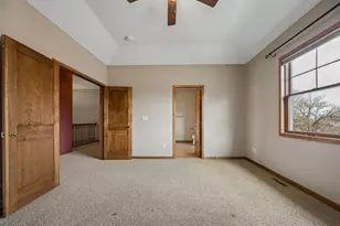 922 Ramsey St, Hastings, MN 55033 - Photo 37