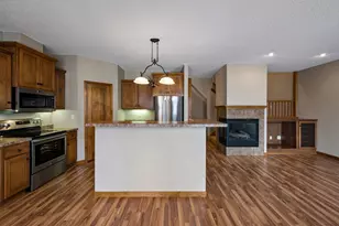 922 Ramsey St, Hastings, MN 55033 - Photo 17