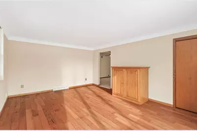 708 15th Street W, Hastings, MN 55033 - Photo 5