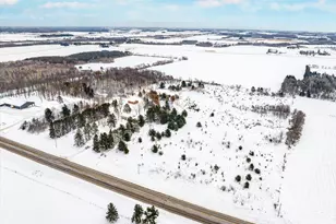 1735 Hwy 63, New Richmond, WI 54017 - Photo 43