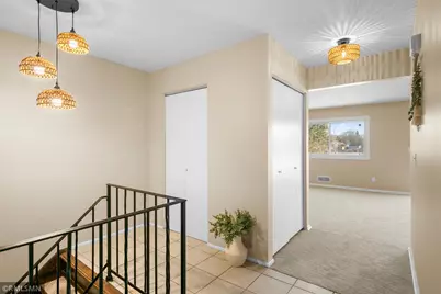 8781 Ironwood Avenue S, Cottage Grove, MN 55016 - Photo 11