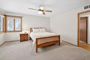 501 Drillane Rd, Hopkins, MN 55305 - Photo 17