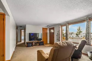 5219 7th St NE, Columbia Heights, MN 55421 - Photo 5