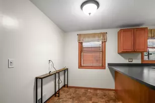 5219 7th St NE, Columbia Heights, MN 55421 - Photo 7