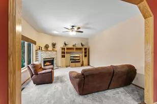 19320 Ellington Trail, Farmington, MN 55024 - Photo 29