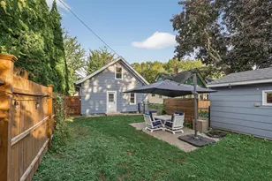 989 Barrett St, Saint Paul, MN 55103 - Photo 37