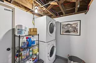 989 Barrett St, Saint Paul, MN 55103 - Photo 31