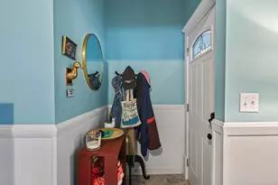 989 Barrett St, Saint Paul, MN 55103 - Photo 7