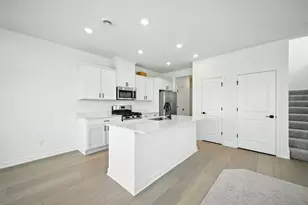 180 HUNTINGTON DR, Waconia, MN 55387 - Photo 1