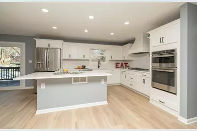 300 Viking Drive, Mankato, MN 56001 - Photo 7