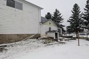 740 E Broadway, Plainview, MN 55964 - Photo 3