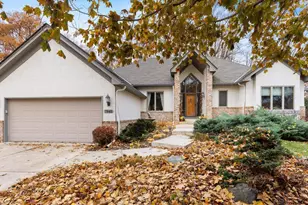 7945 Ranchview Ln N, Maple Grove, MN 55311 - Photo 37