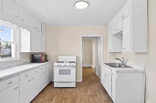 813 Jessamine Ave E, Saint Paul, MN 55106 - Photo 13