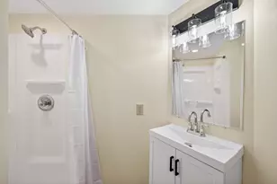 2302 Brewster St, Saint Paul, MN 55108 - Photo 29