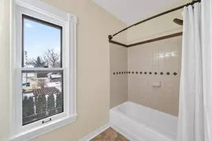 2302 Brewster St, Saint Paul, MN 55108 - Photo 23