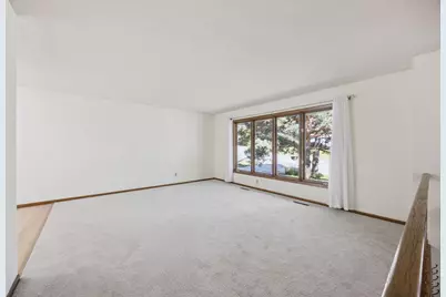 2391 7th Street NW, New Brighton, MN 55112 - Photo 9