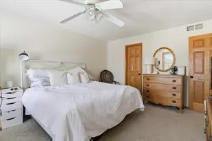 8925 Belvedere Dr, Eden Prairie, MN 55347 - Photo 17