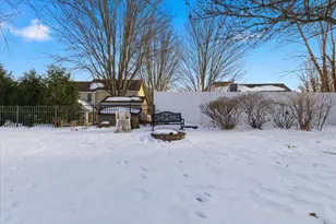 8925 Belvedere Dr, Eden Prairie, MN 55347 - Photo 31