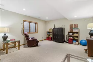 8925 Belvedere Dr, Eden Prairie, MN 55347 - Photo 23