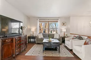 922 21st St SE, Rochester, MN 55904 - Photo 3