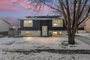 922 21st St SE, Rochester, MN 55904 - Photo 1