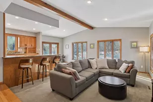 2908 Cedar Knoll Ct, Minnetonka, MN 55305 - Photo 7