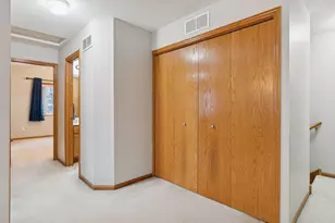 2085 Gresham Ave N, Oakdale, MN 55128 - Photo 19