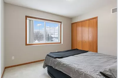 2085 Gresham Avenue N, Oakdale, MN 55128 - Photo 25