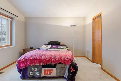 2085 Gresham Avenue N, Oakdale, MN 55128 - Photo 21