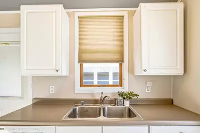 1140 Florence Street, Baldwin, WI 54002 - Photo 7