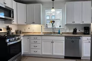 1007 Hudson Rd, Saint Paul, MN 55106 - Photo 5