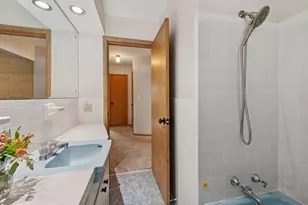 2400 Cedarwood Ridge, Minnetonka, MN 55305 - Photo 21