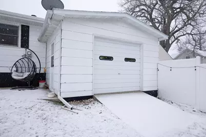 208 E 2nd Street, Adrian, MN 56110 - Photo 31