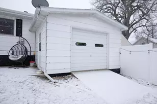 208 E 2nd St, Adrian, MN 56110 - Photo 31