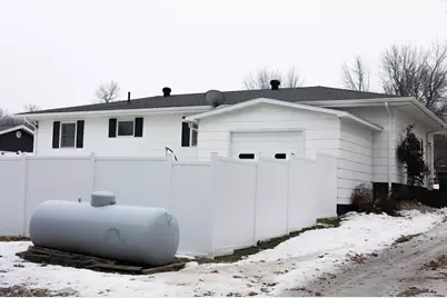 208 E 2nd Street, Adrian, MN 56110 - Photo 3