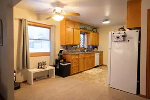 208 E 2nd St, Adrian, MN 56110 - Photo 7