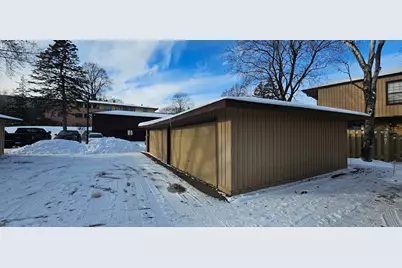 2407 Unity Avenue N, Golden Valley, MN 55422 - Photo 19