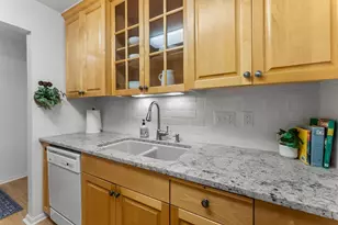 4380 Brookside Ct, Edina, MN 55436 - Photo 7