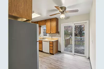 2057 Giesmann Street, Roseville, MN 55113 - Photo 7